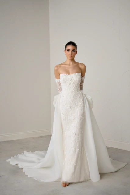 Ophelia 99373 — Justin Alexander Signature