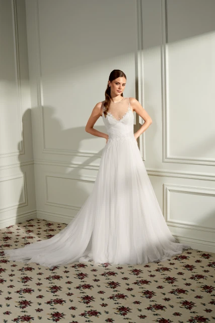 Beatrice 11477 — Adore by Justin Alexander