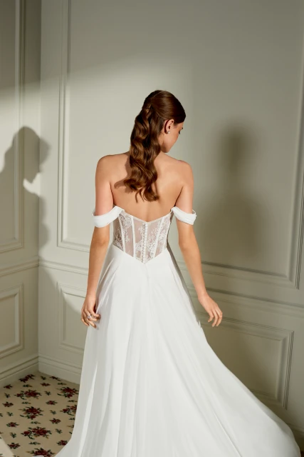 Rosemary 11460 — Adore by Justin Alexander